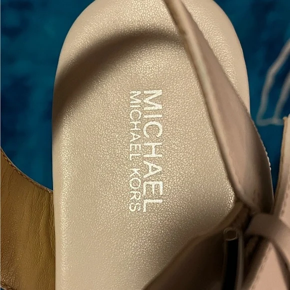 MICHAEL MICHAEL KORS
Marlon Leather Flatform Sandal - Picture 8 of 8